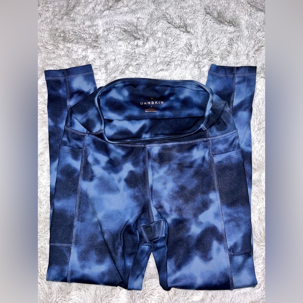 Danskin blue workout leggings size small